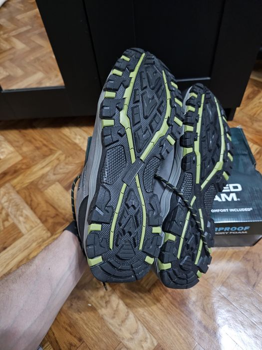 Кроссовки Skechers