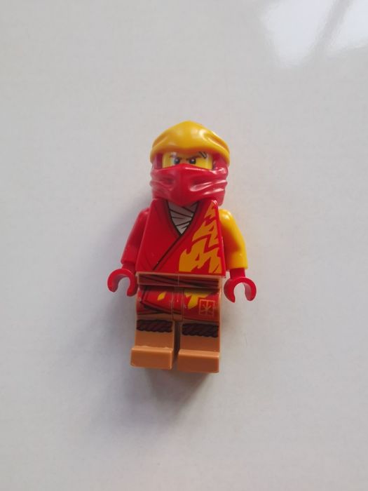 Продавам и заменям Лего/ Lego ninjago фигурки