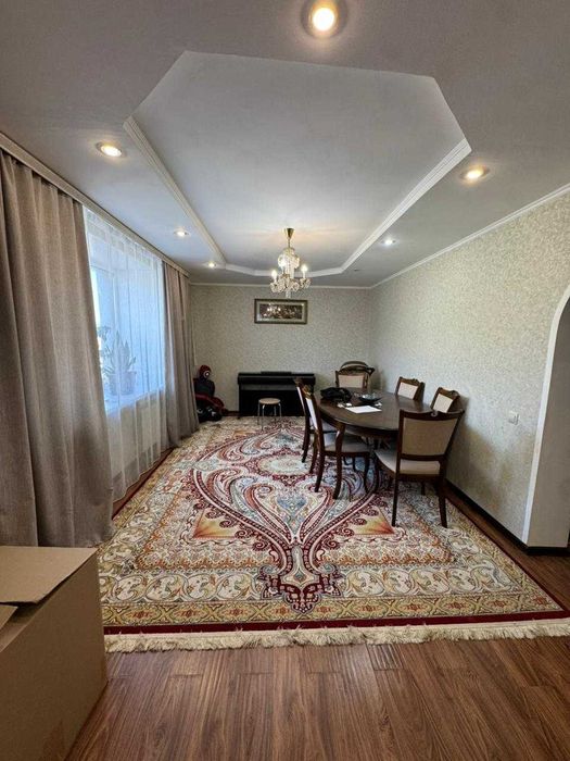 Продается 3 ком квартира район Универмаг