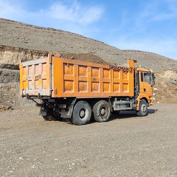 Самосвал Шахман м3000