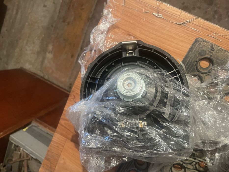 Продам колонки новые