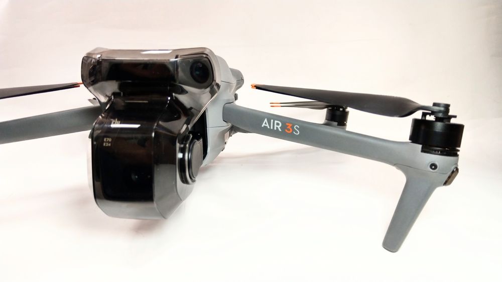 DJI Air3s combo RC2 квадрокоптер