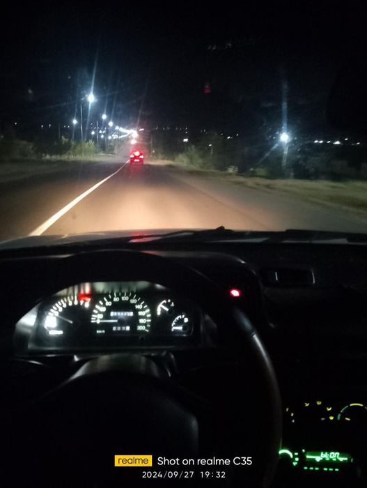 Nexia 1 2003 holati yaxshi