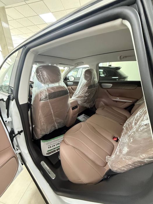 Leopmotor C11 2026 Restayling