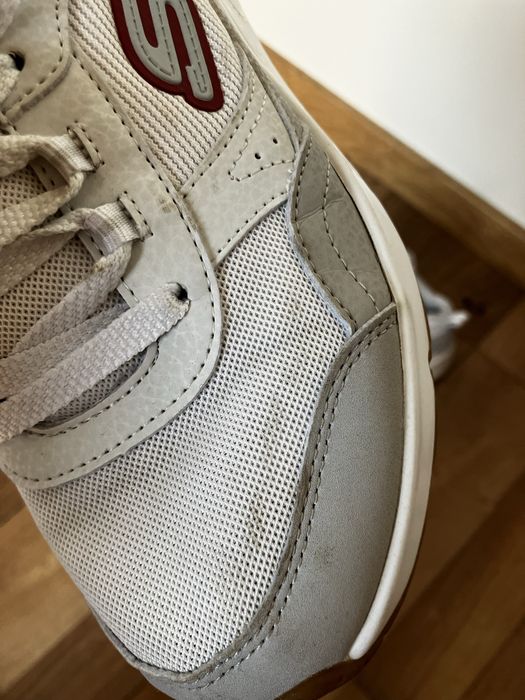 Маратонки Skechers и Nike