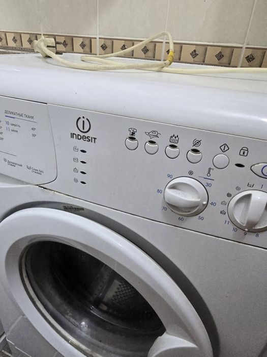 Стиральная машина Indesit