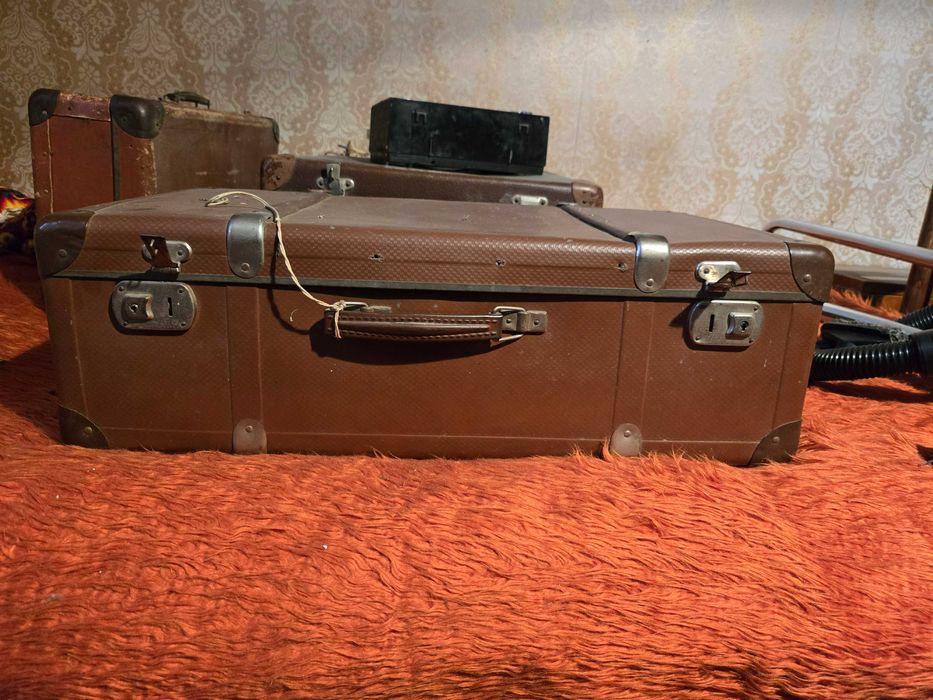 Ретро куфари в много добро състояние