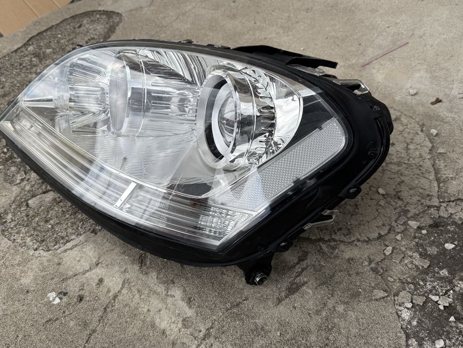 Фар за Mercedes ML W164/Мерцедес МЛ 164
