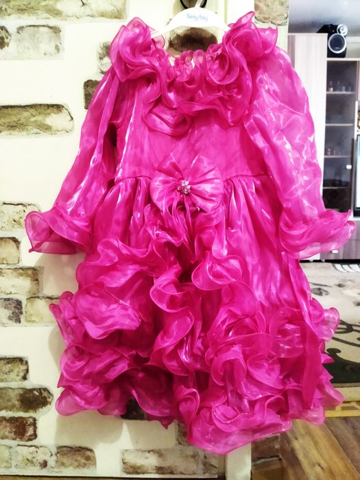 Платье для девочки на 4-5-6 лет