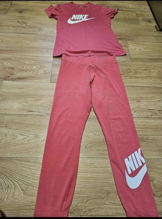 Trening Nike de dama