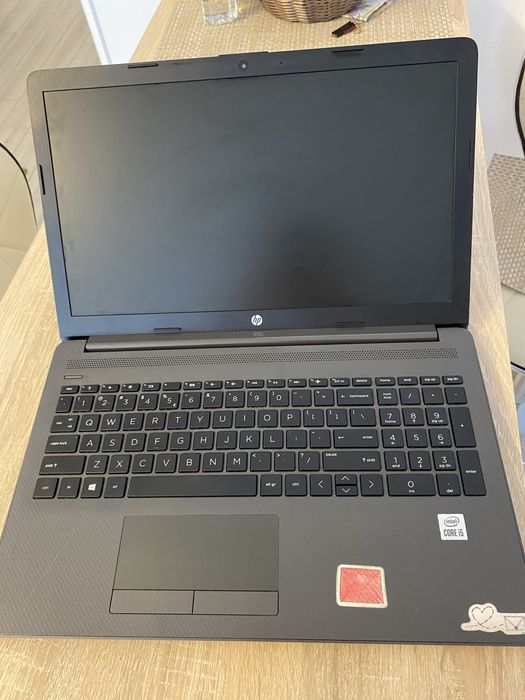 Laptop HP desktop-104lqhp