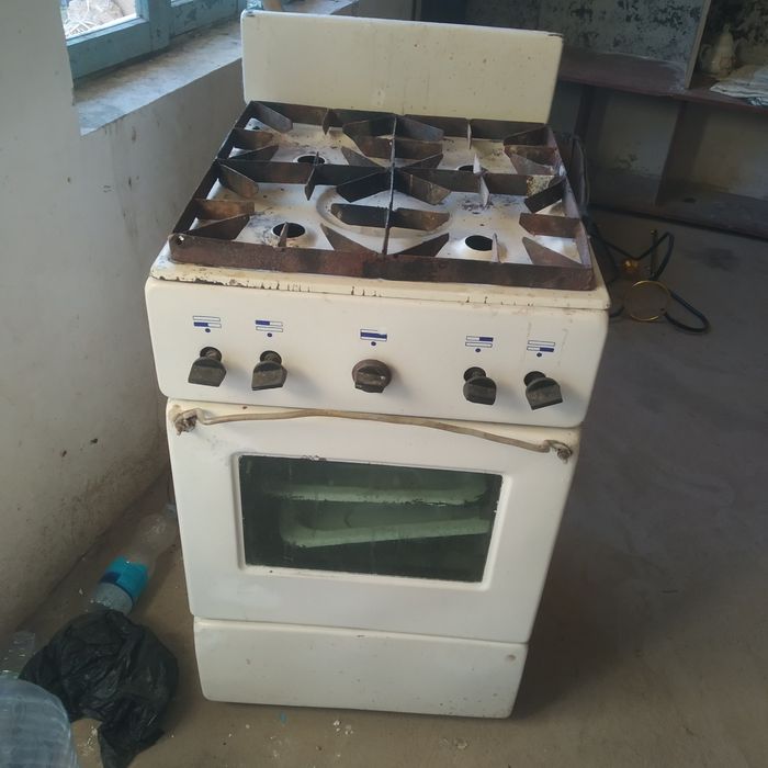 Hamyonbob gaz plitasi sotiladi