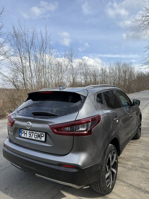 Nissan Qashqai 4x4, automat, full option , cumparat de nou.