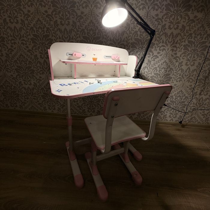 Детская парта/стол для девочки