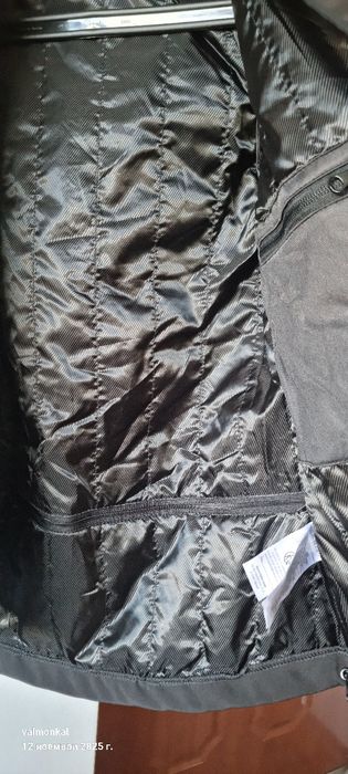 Оригинално яке S размер