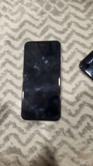 Продам 2 телефона