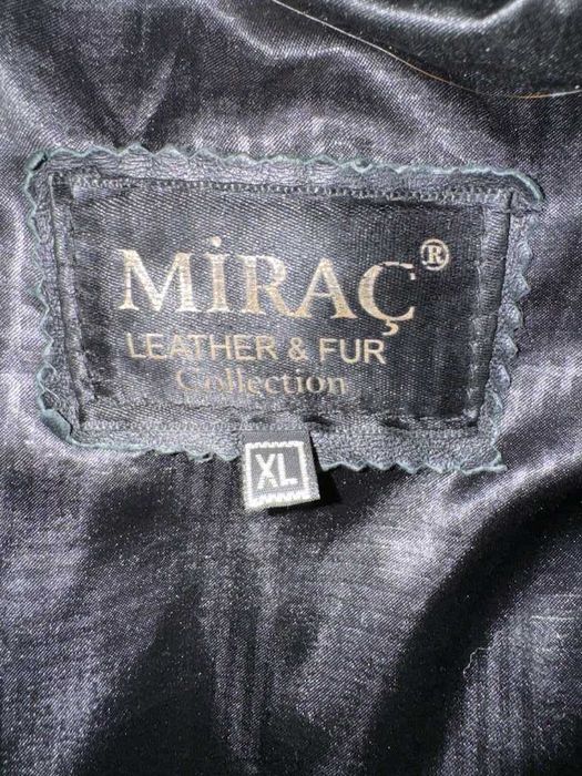 Дамско кожено яке от естествена кожа с богата качулка от лисица