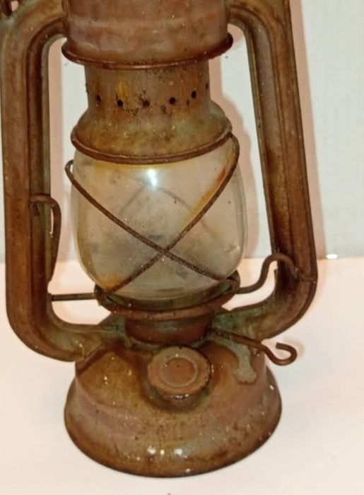 Felinar pe gaz METALOGLOBUS,fabricat în România în perioada comunistă