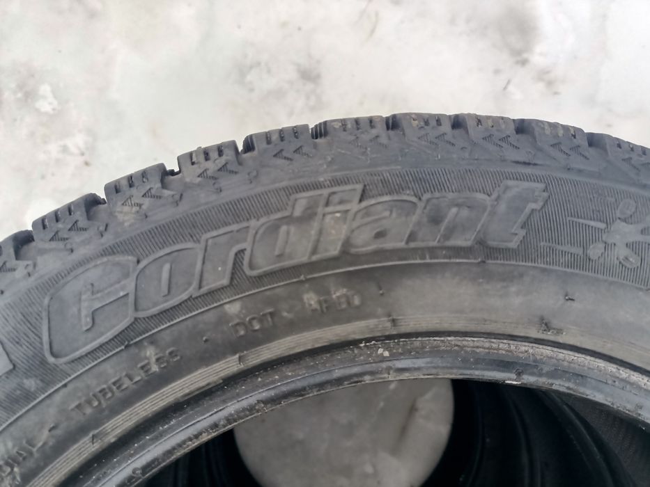 Продам шины на 15