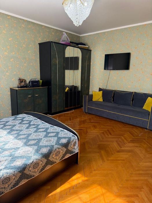 Продам дом - особняк в 3-уровня