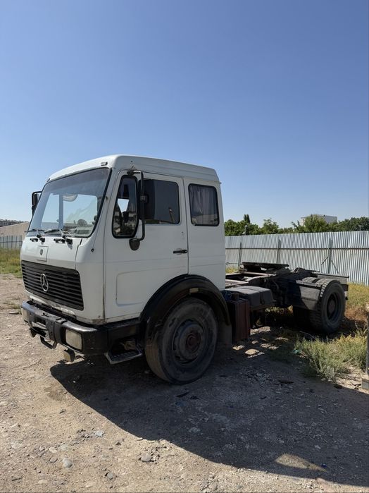 mercedes-benz тигач
