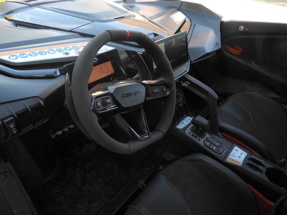 SSV Can-Am Maverick R MAX XRS DCT SAS MY2025 | Finantare rapida