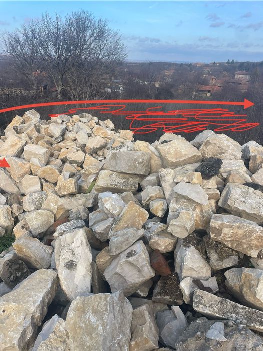 Собствени съседни терени в с.Крушуна над Водопадите и до селото-Асфалт