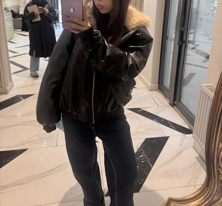 продается куртка