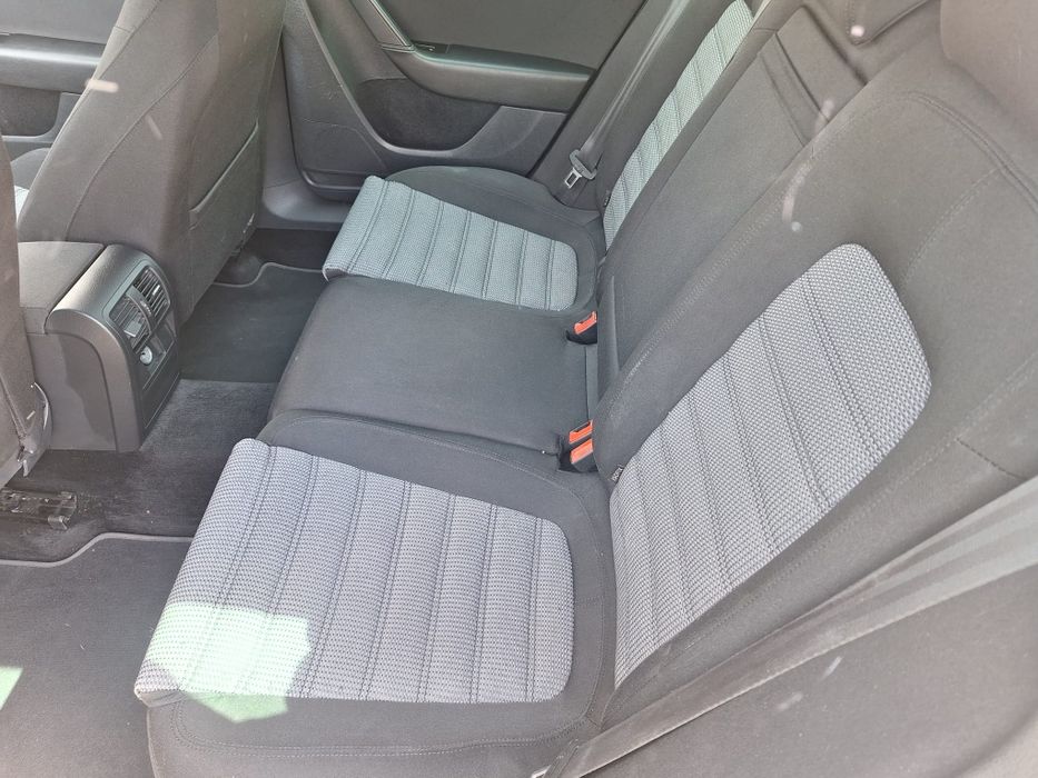 Volkswagen Passat B7  2.0 TDi  140 cp