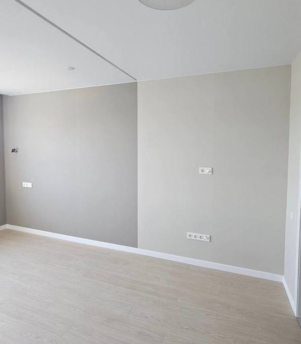 U uni Kievda ogzaki jinsiy aloqa qilish uchun qidirmoqda