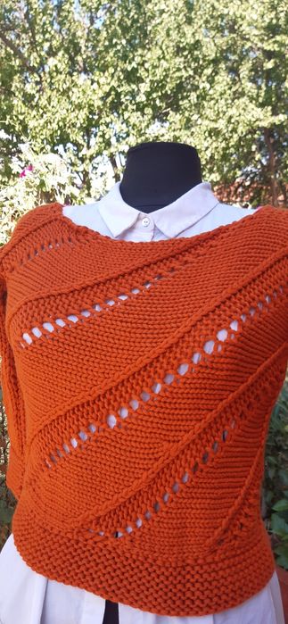 Ръчно изплетен пуловер xs   размер