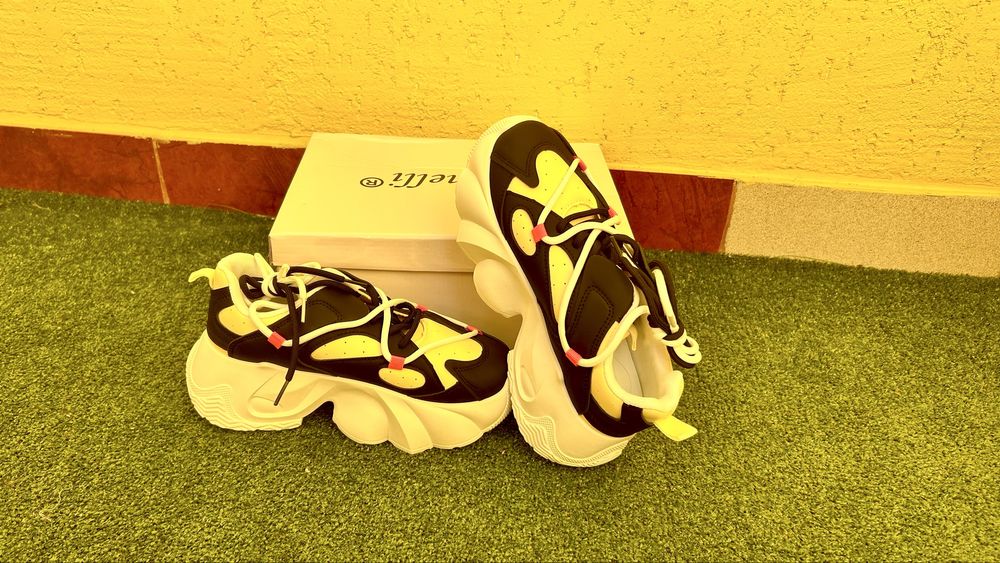 Дамски сникърси маратонки