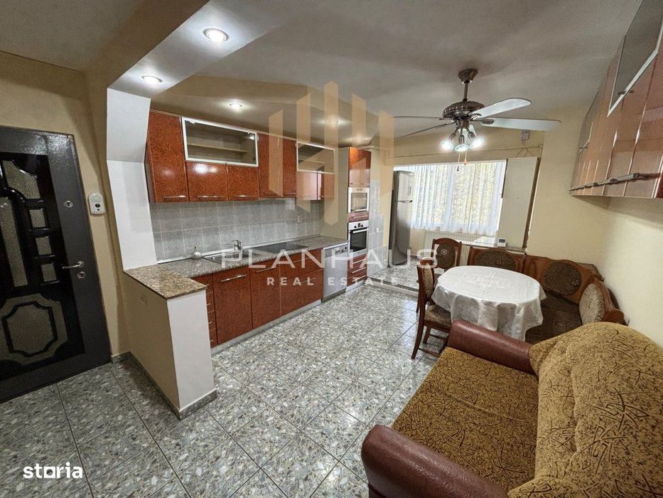 Apartament 2 camere, decomandat - bld. Republicii, zona Liana — fotografia 1