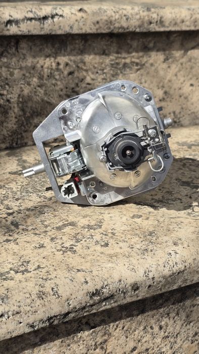 Фар за Хонда фрв ляв ксенон