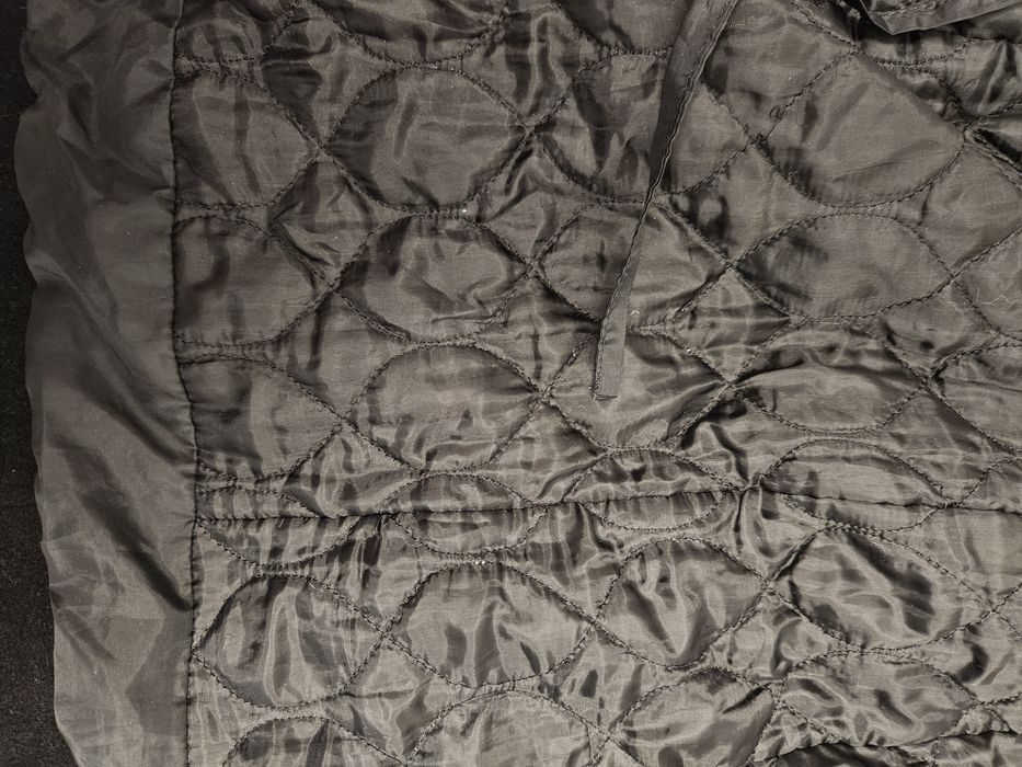 Черно палто дека