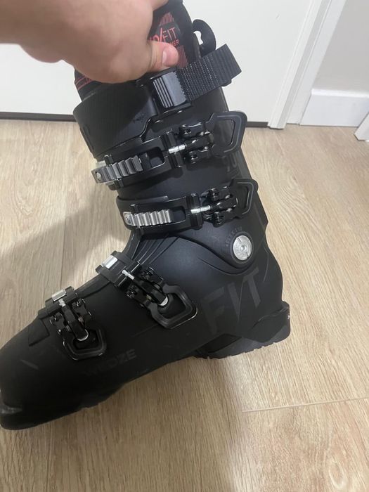 Clăpari mărimea 40