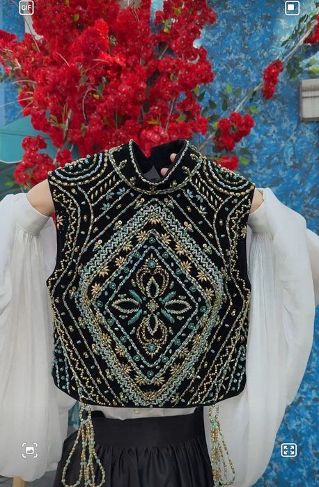 Платя.New kolleksiya.Ruchnaya rabota.Vecherniy razmer 38,44,46 o'zbek