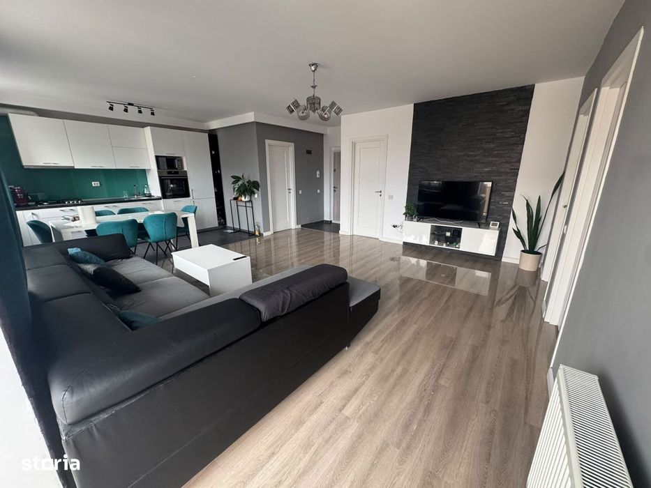 Apartament cu 3 camere, 70 mp, 2 balcoane, zona Teilor