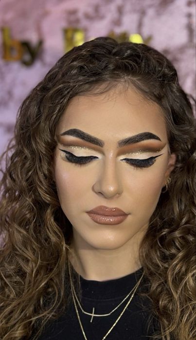 Make-up artist - Machiaj profesional sector 5