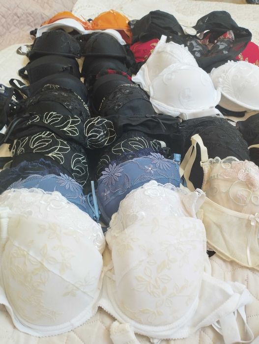 Разпродажба на сутиени внос Германия   над 90% намаление