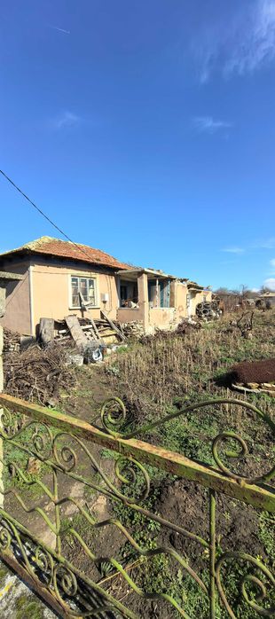 Продава се Къща в Каварна - 65 кв.м за 87 €/кв.м - Снимка #2