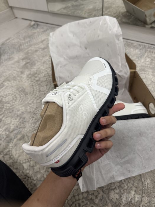 On Cloud 6 White/Black 42razmer