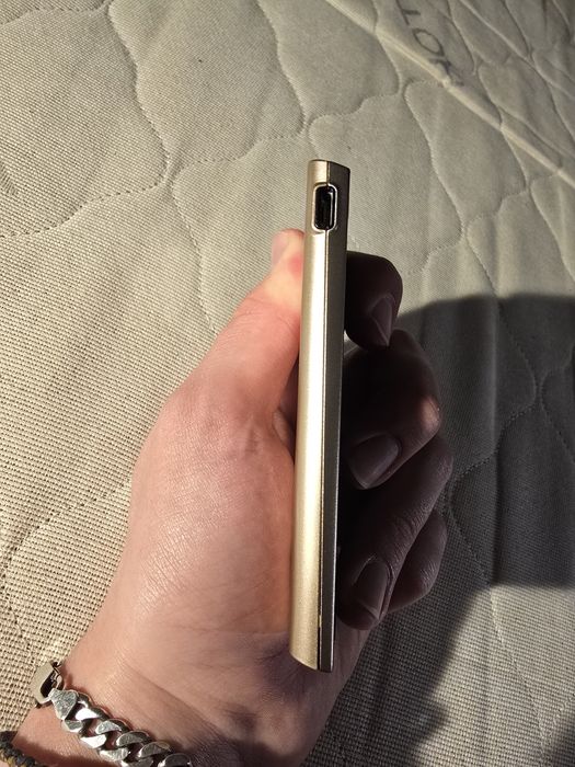 Sony Ericsson Xperia Ray (model ST18i) [4gb]