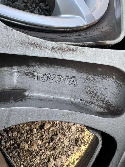 Оригинални джанти Тойота 5/100 Toyota Prius 5x100