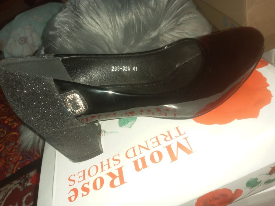 Skromniy qora tufli razmer 41