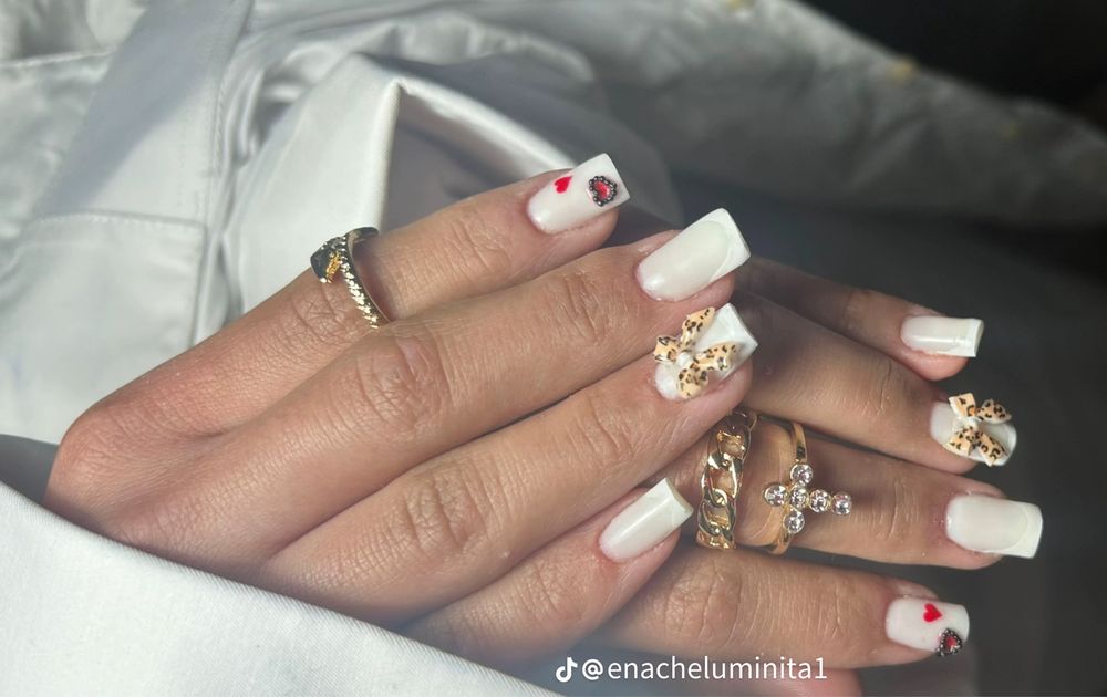 Manichiură Elegantă și Feminină pentru Orice Stil