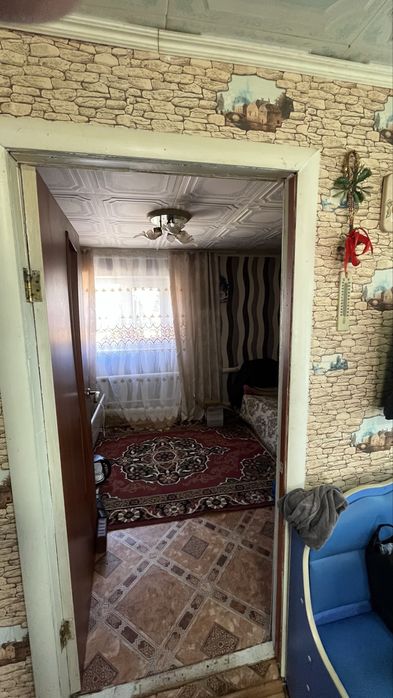 Продам дом в общем дворе срочно