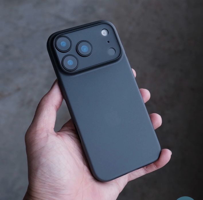 Husa slim thin ultra-subtire iPhone 17 Pro Bare Case Smokey