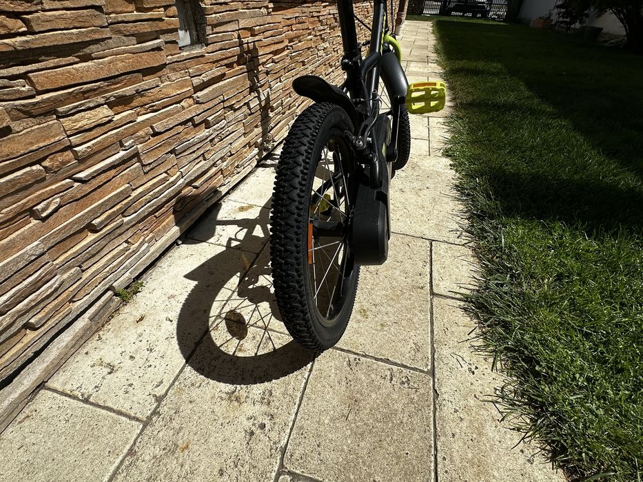 Bicicletă Copii 16”, B'TWIN Dark Hero 500 + Roți Ajutătoare