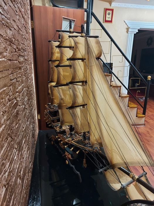 Кораблик парусный.